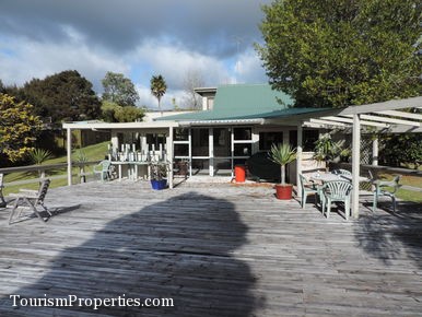 The sale of this lodge offers huge potential to create superb property in a truely magnificant location in Bay of Islands NZ 